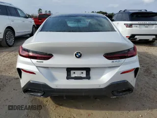 2021 BMW 8 Series 840i with VIN WBAGV4C00MCF65565, listed as a Copart auction lot 72652692 with 0 mi miles. Bid and sale history available at carsss.com. Image 6.
