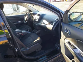2019 Dodge Journey SE with VIN 3C4PDCBB5KT841465, listed as a IAAI auction lot 41558770 with 84,090 mi miles and . Bid and sale history available at DreamBid. Image 5.