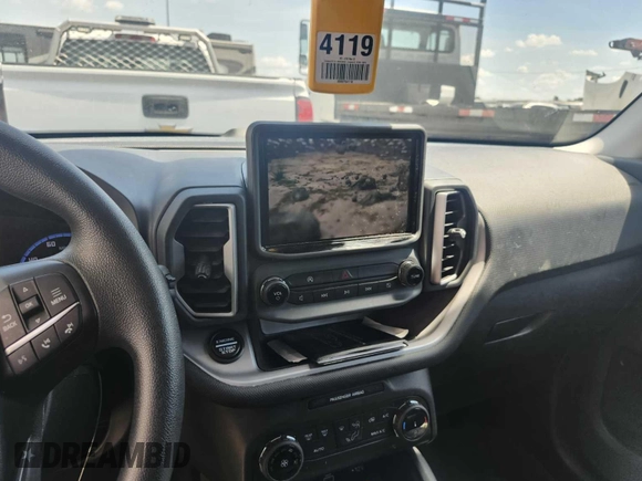 2023 Ford Bronco Sport Big Bend z VIN 3FMCR9B67PRD75740, wystawiony jako IAAI lot #42846826 z przebiegiem 42 606 mil mil oraz . Historia ofert i sprzedaży dostępna na DreamBid. Obrazek 18.