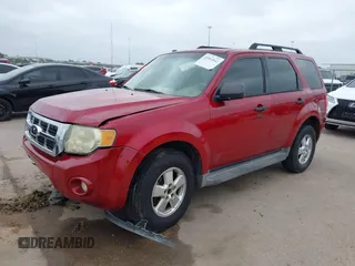 2010 Ford Escape XLT z VIN 1FMCU9DG1AKC21640, wystawiony jako IAAI lot #41962042 z przebiegiem 238 283 mil mil oraz . Historia ofert i sprzedaży dostępna na DreamBid. Obrazek 19.
