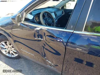 2015 Jeep Cherokee Limited with VIN 1C4PJMDS6FW674657, listed as a IAAI auction lot 41070436 with 103,814 mi miles. Bid and sale history available at carsss.com. Image 6.