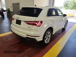 2023 Audi Q3 S line Premium с VIN WA1DECF38P1102974, выставлен на аукционе IAAI как лот 42852727 с пробегом 45 357 миль миль и . История ставок и продаж доступна на DreamBid. Изображение 6.