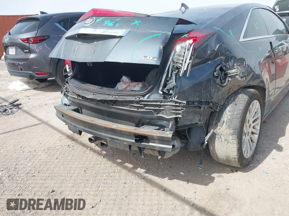 2012 Cadillac CTS Premium z VIN 1G6DP1E37C0137398, wystawiony jako IAAI lot #41744461 z przebiegiem 159 974 mil mil oraz . Historia ofert i sprzedaży dostępna na DreamBid. Obrazek 6.