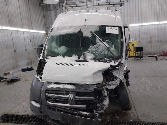 2014 Ram ProMaster Cargo with VIN 3C6TRVCG4EE101220, listed as a IAAI auction lot 41323764 with 270,810 mi miles. Bid and sale history available at carsss.com. Image 12.