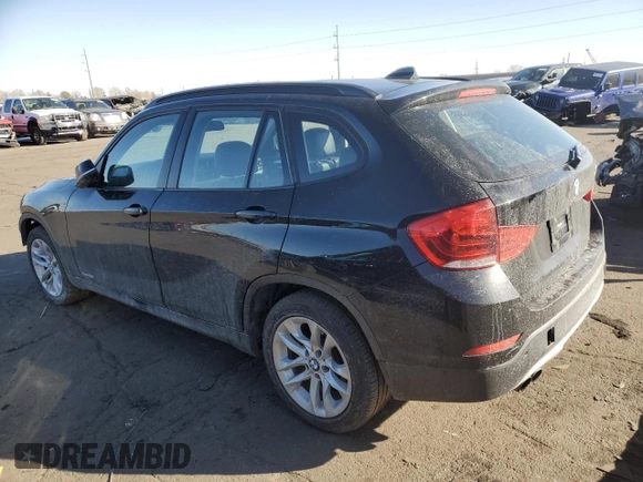 2015 BMW X1 xDrive28i with VIN WBAVL1C50FVY25782, listed as a Copart auction lot 42871465 with 116,084 mi miles and Salvage Title. Bid and sale history available at carsss.com. Image 2.