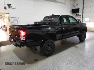 2016 Toyota Tacoma SR with VIN 5TFRX5GN4GX065887, listed as a Copart auction lot 54162895 with 105,735 mi miles and Clean title. Bid and sale history available at DreamBid. Image 3.