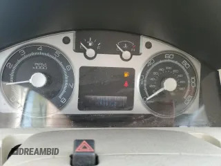 2008 Mercury Mariner с VIN 4M2CU81128KJ43548, выставлен на аукционе Copart как лот 61722405 с пробегом 155 381 миль миль и Списание • Salvage title. История ставок и продаж доступна на DreamBid. Изображение 9.