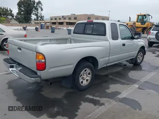 2003 Toyota Tacoma z VIN 5TEVL52N33Z239971, wystawiony jako IAAI lot #42081601 z przebiegiem 469 464 mil mil oraz . Historia ofert i sprzedaży dostępna na DreamBid. Obrazek 4.