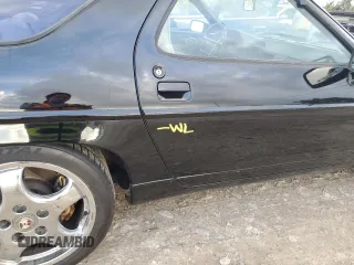 1988 Porsche 928 z VIN WP0JB0926JS861630, wystawiony jako Copart lot #73937854 z przebiegiem 112 460 mil mil oraz Nie do naprawy. Historia ofert i sprzedaży dostępna na DreamBid. Obrazek 12.