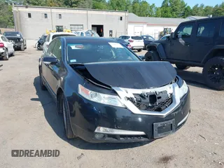 2010 Acura TL Technology z VIN 19UUA8F55AA018121, wystawiony jako IAAI lot #42389831 z przebiegiem Nie podano mil oraz . Historia ofert i sprzedaży dostępna na DreamBid. Obrazek 11.