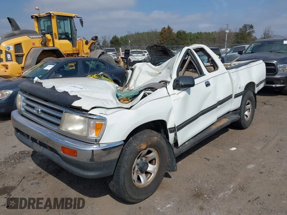 1997 Toyota T100 DX with VIN JT4UN22D9V0047212, listed as a IAAI auction lot 41801996 with 77,524 mi miles. Bid and sale history available at carsss.com. Image 2.