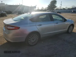 2015 Ford Fusion S Hybrid with VIN 3FA6P0UU5FR238945, listed as a Copart auction lot 87231954 with 165,569 mi miles and Non Repairable. Bid and sale history available at carsss.com. Image 3.