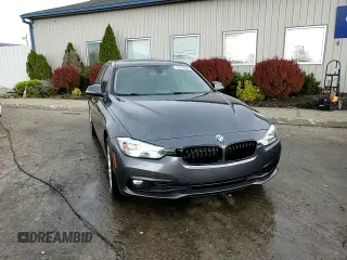 2016 BMW 3 Series 320i xDrive с VIN WBA8E5G50GNU21486, выставлен на аукционе Copart как лот 52612825 с пробегом 74 367 миль миль и Списание • Salvage title. История ставок и продаж доступна на DreamBid. Изображение 13.