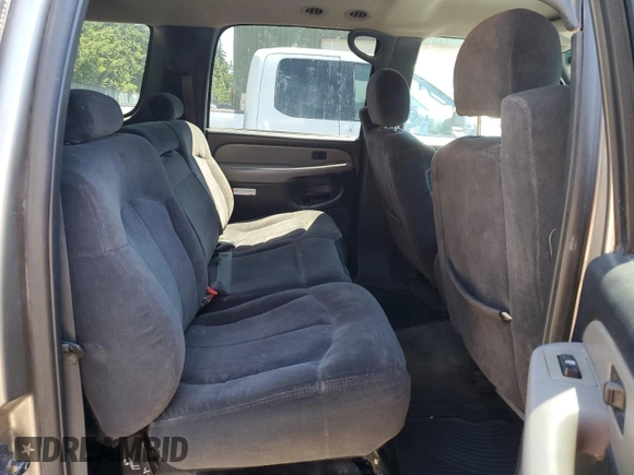 2001 Chevrolet Suburban LS with VIN 1GNFK16T91J309528, listed as a Copart auction lot 58804824 with 197,608 mi miles and Salvage Title. Bid and sale history available at carsss.com. Image 11.