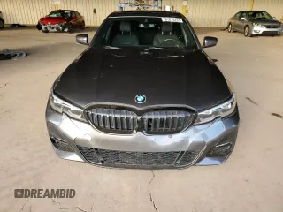 2020 BMW 3 Series 330i with VIN WBA5R1C02LFH52541, listed as a Copart auction lot 81815253 with 51,346 mi miles and Salvage Title. Bid and sale history available at carsss.com. Image 5.