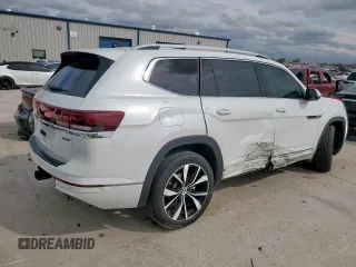 2024 Volkswagen Atlas SEL Premium R-Line z VIN 1V2FR2CA3RC574070, wystawiony jako Copart lot #50787545 z przebiegiem 9 377 mil mil oraz Szkoda całkowita • Salvage title. Historia ofert i sprzedaży dostępna na DreamBid. Obrazek 3.