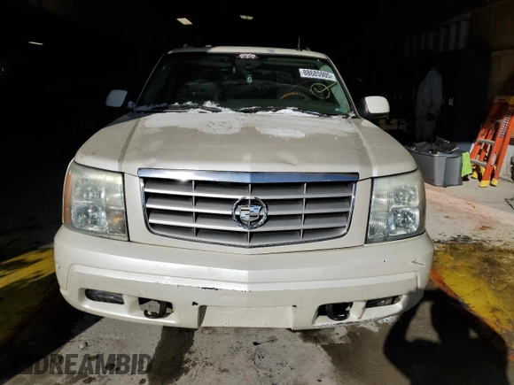 2004 Cadillac Escalade EXT z VIN 3GYEK62N04G145188, wystawiony jako Copart lot #88685905 z przebiegiem Nie podano mil oraz Szkody całkowita. Historia ofert i sprzedaży dostępna na DreamBid. Obrazek 5.