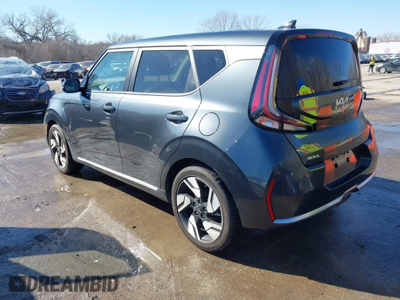2023 Kia Soul GT-Line with VIN KNDJ53AU3P7882999, listed as a IAAI auction lot 41612704 with 11,579 mi miles. Bid and sale history available at carsss.com. Image 3.