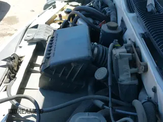 1995 Chevrolet Astro Cargo с VIN 1GBDM19W7SB197649, выставлен на аукционе IAAI как лот 42421930 с пробегом 138 887 миль миль и . История ставок и продаж доступна на DreamBid. Изображение 19.