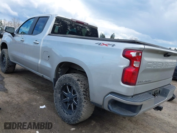 2020 Chevrolet Silverado 1500 LT with VIN 1GCRYDEDXLZ164567, listed as a IAAI auction lot 41900655 with 66,722 mi miles. Bid and sale history available at carsss.com. Image 3.