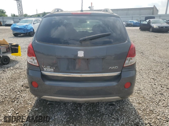 2008 Saturn VUE XR z VIN 3GSDL73768S540097, wystawiony jako Copart lot #59822105 z przebiegiem 173 537 mil mil oraz Czysty tytuł • Clean title. Historia ofert i sprzedaży dostępna na DreamBid. Obrazek 6.