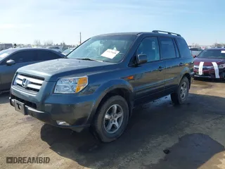 2006 Honda Pilot EX-L with VIN 5FNYF28546B015821, listed as a IAAI auction lot 41529408 with 145,209 mi miles. Bid and sale history available at carsss.com. Image 17.