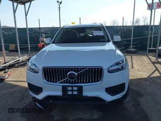 2021 Volvo XC90 Momentum with VIN YV4102PK5M1728451, listed as a IAAI auction lot 41770359 with 69,270 mi miles. Bid and sale history available at carsss.com. Image 13.