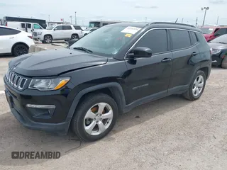 2018 Jeep Compass Latitude with VIN 3C4NJCBB6JT108842, listed as a IAAI auction lot 42221324 with 112,046 mi miles and . Bid and sale history available at DreamBid. Image 18.