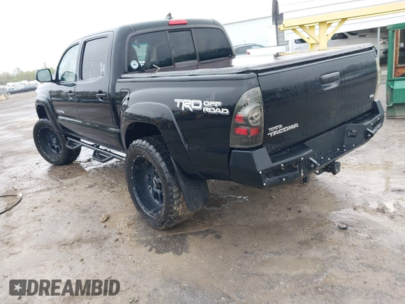 2015 Toyota Tacoma with VIN 3TMLU4EN9FM181683, listed as a IAAI auction lot 41980940 with 176,523 mi miles and . Bid and sale history available at DreamBid. Image 3.