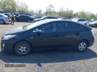 2011 Toyota Prius I with VIN JTDKN3DU8B1433698, listed as a IAAI auction lot 42124404 with 223,576 mi miles. Bid and sale history available at carsss.com. Image 14.