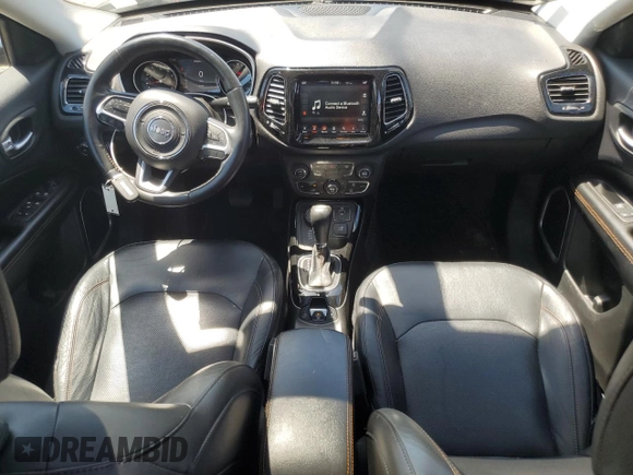2018 Jeep Compass Limited z VIN 3C4NJDCB9JT143430, wystawiony jako Copart lot #60709655 z przebiegiem 87 539 mil mil oraz Szkoda całkowita • Salvage title. Historia ofert i sprzedaży dostępna na DreamBid. Obrazek 8.