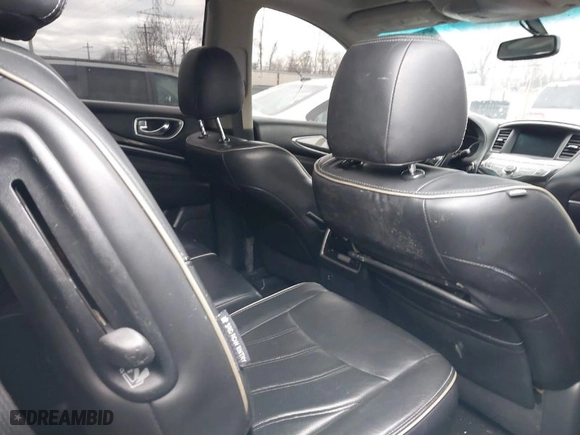 2018 Infiniti QX60 with VIN 5N1DL0MM7JC521105, listed as a IAAI auction lot 41724197 with 101,317 mi miles. Bid and sale history available at carsss.com. Image 8.