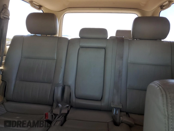 2006 Toyota Land Cruiser z VIN JTEHT05J262098694, wystawiony jako Copart lot #49923375 z przebiegiem 174 779 mil mil oraz Szkoda całkowita • Salvage title. Historia ofert i sprzedaży dostępna na DreamBid. Obrazek 10.