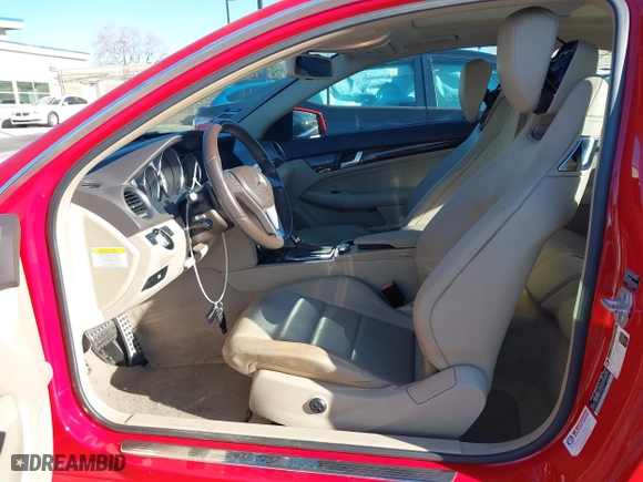 2013 Mercedes-Benz C-Class C 250 with VIN WDDGJ4HB7DF967867, listed as a IAAI auction lot 41765262 with 66,014 mi miles. Bid and sale history available at carsss.com. Image 5.