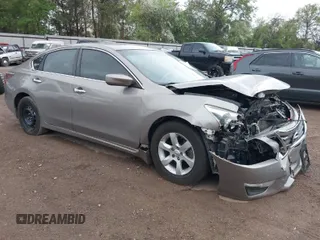 2015 Nissan Altima 2.5 S with VIN 1N4AL3AP6FN377913, listed as a IAAI auction lot 41894288 with 119,718 mi miles. Bid and sale history available at carsss.com. Image 1.