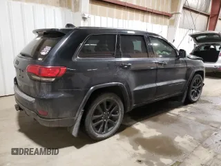 2017 Jeep Grand Cherokee Altitude z VIN 1C4RJFAG9HC881343, wystawiony jako Copart lot #42408055 z przebiegiem 104 482 mil mil oraz Szkody całkowita. Historia ofert i sprzedaży dostępna na DreamBid. Obrazek 3.
