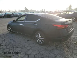 2022 Nissan Altima SV z VIN 1N4BL4DV4NN359610, wystawiony jako Copart lot #44617245 z przebiegiem 57 087 mil mil oraz Czysty tytuł • Clean title. Historia ofert i sprzedaży dostępna na DreamBid. Obrazek 2.