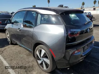 2019 BMW i3 with VIN WBY8P4C51K7E84270, listed as a Copart auction lot 77707224 with 15,584 mi miles and Salvage Title. Bid and sale history available at carsss.com. Image 2.