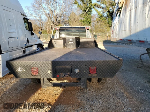 2002 Ford F-350 with VIN 1FDWF36F62EB93875, listed as a Copart auction lot 86976314 with 150,681 mi miles and Salvage title. Bid and sale history available at DreamBid. Image 10.