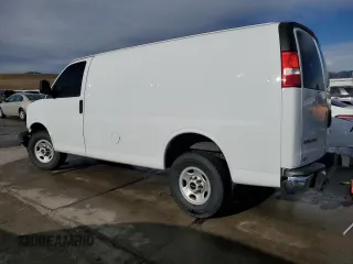 2020 GMC Savana Cargo z VIN 1GTW7AFGXL1264289, wystawiony jako Copart lot #46355335 z przebiegiem 112 214 mil mil oraz Szkoda całkowita • Salvage title. Historia ofert i sprzedaży dostępna na DreamBid. Obrazek 2.