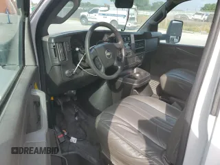 2018 Chevrolet Express Commercial with VIN 1GB0GSFG9J1165475, listed as a Copart auction lot 49837155 with 419,511 mi miles and Clean Title. Bid and sale history available at carsss.com. Image 8.