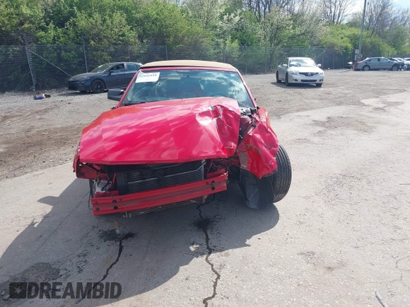 2008 Ford Mustang Deluxe with VIN 1ZVHT84N585152012, listed as a IAAI auction lot 42041018 with 87,513 mi miles and . Bid and sale history available at DreamBid. Image 13.