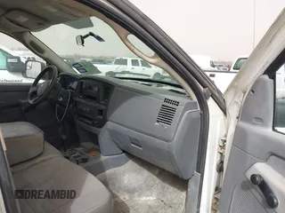 2006 Dodge 3500 Laramie with VIN 3D7LX38C26G163087, listed as a IAAI auction lot 41781782 with 231,151 mi miles. Bid and sale history available at carsss.com. Image 5.