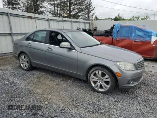 2009 Mercedes-Benz C 300 Sport z VIN WDDGF81X49R060255, wystawiony jako Copart lot #59000145 z przebiegiem Nie podano mil oraz Czysty tytuł • Clean title. Historia ofert i sprzedaży dostępna na DreamBid. Obrazek 4.