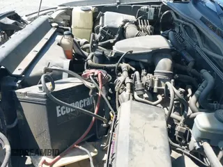 2007 Toyota Tacoma PreRunner z VIN 5TENX62N27Z391112, wystawiony jako IAAI lot #42208231 z przebiegiem 250 512 mil mil oraz . Historia ofert i sprzedaży dostępna na DreamBid. Obrazek 19.