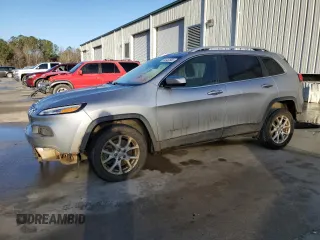 2017 Jeep Cherokee Latitude with VIN 1C4PJLCS9HW650948, listed as a Copart auction lot 43453955 with 140,764 mi miles and Salvage Title. Bid and sale history available at carsss.com. Image 1.