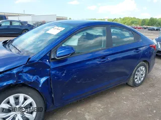 2022 Hyundai Accent SE z VIN 3KPC24A61NE185658, wystawiony jako IAAI lot #42278607 z przebiegiem 5 596 mil mil oraz . Historia ofert i sprzedaży dostępna na DreamBid. Obrazek 14.