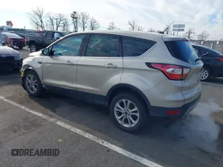 2017 Ford Escape SE with VIN 1FMCU9GD6HUD07252, listed as a IAAI auction lot 41584876 with 83,556 mi miles. Bid and sale history available at carsss.com. Image 3.