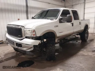 2006 Ford Super Duty F-250 XL with VIN 1FTSW21P26EC71880, listed as a IAAI auction lot 41591071 with 166,318 mi miles. Bid and sale history available at carsss.com. Image 18.