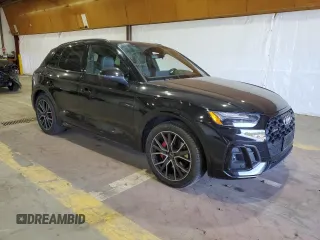 2021 Audi SQ5 Premium Plus with VIN WA1B4AFY2M2006256, listed as a Copart auction lot 70408134 with 34,866 mi miles and Salvage Title. Bid and sale history available at DreamBid. Image 4.